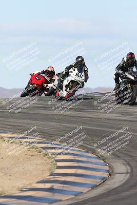 media/Nov-16-2025-Race Pace (Sun) [[8c5fa54630]]/Verified Riders/1-Turns 9 and 10 (925am)/